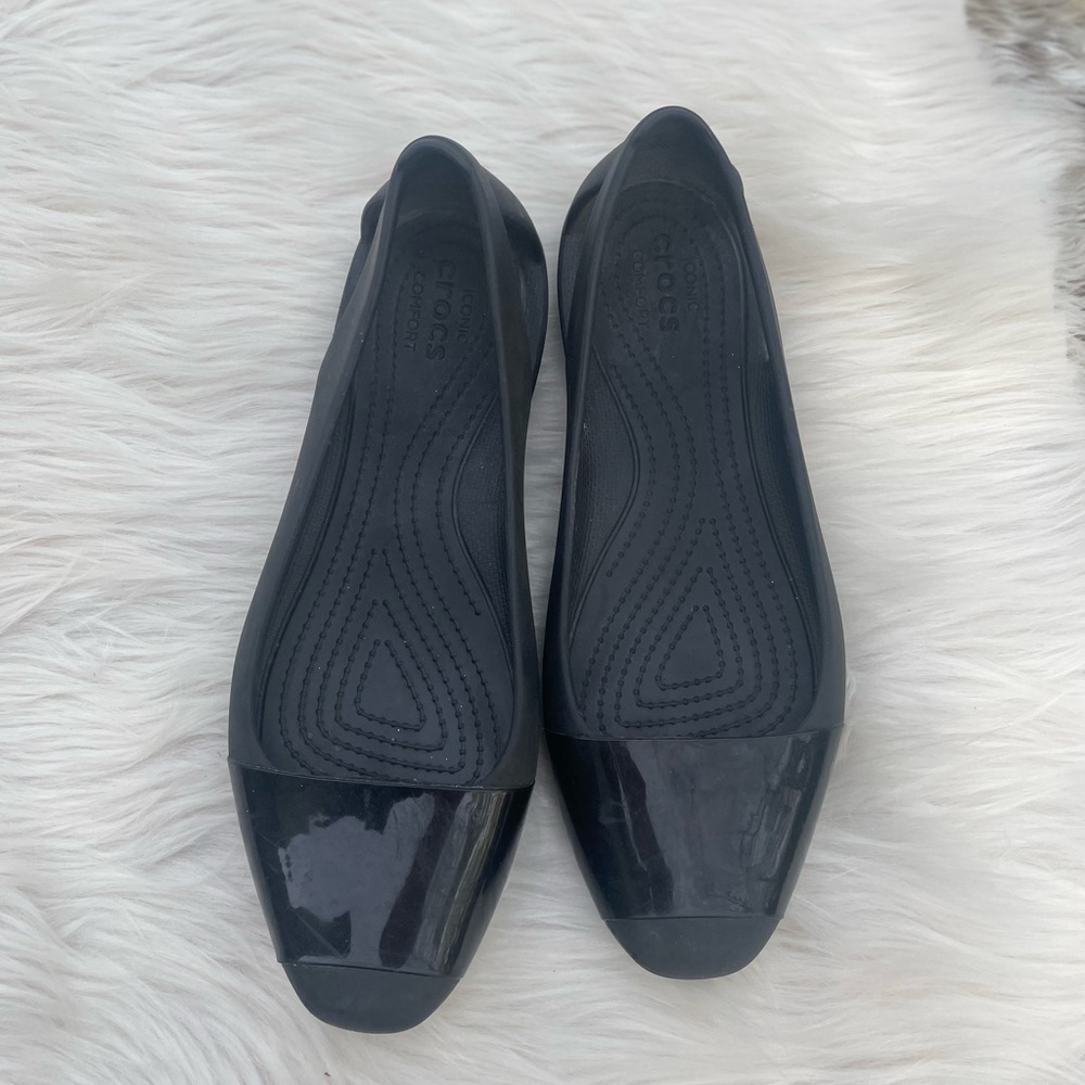 Crocs flats